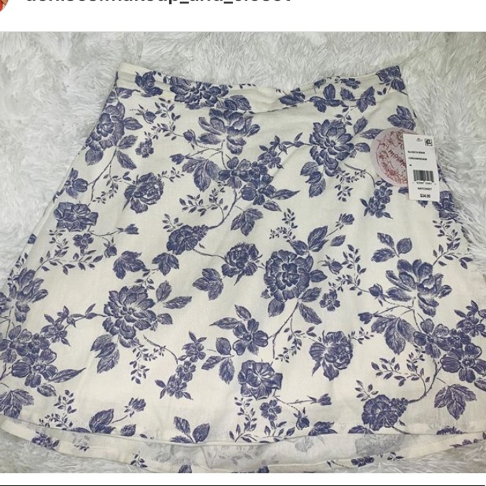 Matching set - Picture 2 of 4